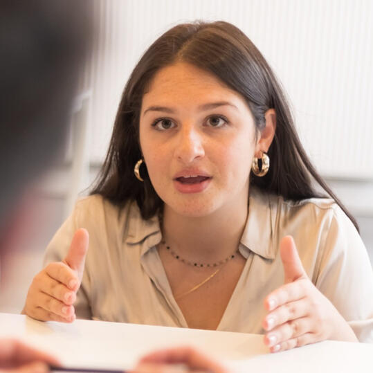 Solène Abboud parlons peu